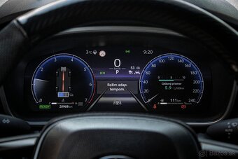 Toyota Corolla Cross 1.8 HYBRID BUSINESS PACKET - 13