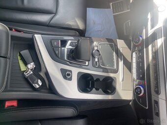 Audi Q7  3,0tdi 160Kw   CZZ  S-line - 13