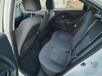 Kia rio - 13