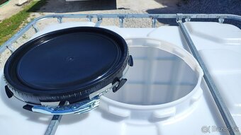 Certifikované potravinárske 1000l IBC kontajnery - 13