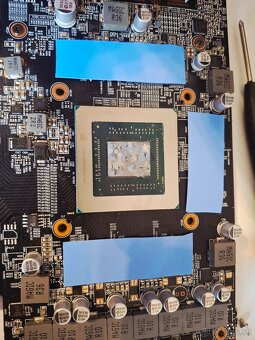 Ryzen 5 3600/ RX 5700XT/ 16GB RAM/ 750GB SSD/ Wi-Fi/ 860W - 13