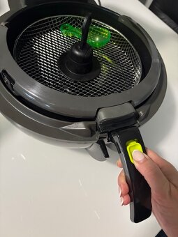 Teplovzdušná fritéza TEFAL ActiFry Express XL - TOP STAV - 13