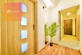 2 izbový byt s balkónom v obľúbenej lokalite v Seredi na pre - 13
