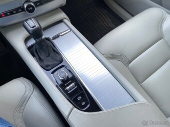 Volvo XC90, awd, D5, 173 kW automat - 13