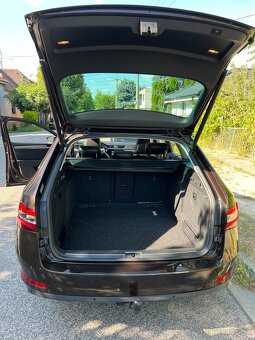 Skoda Superb TDI-DSG PANORAMA CANTON - 13