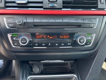 BMW Rad 3 Touring 320i A/T - 13