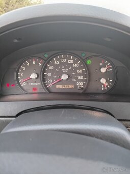 Kia Sorento Ex 2,5L crdi 103Kw automat - 13