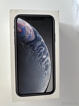 iPhone XR - čierny - 64gb - 13
