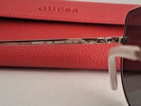 Slnečné okuliare zrkadlovky značky GUESS - 13