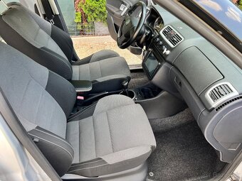 Skoda Fabia 2 1.4tdi 51kw sportline 5q manuál - 13