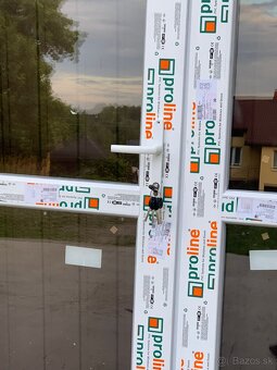 Vchodové plastové dvere - 13