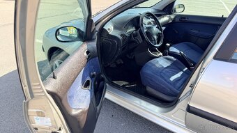 Peugeot 206 1.1 44kw - 13
