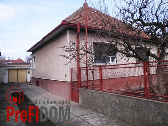 PREDAJ 3  izbový RD  štvorec v meste Šurany - centrum. - 13