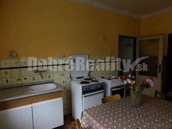 Na predaj 5-izb.poschodový rodinný dom vo Dvoroch nad Žitavo - 13