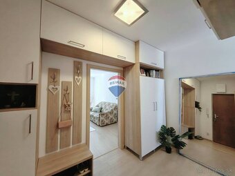 Kompletné zrekonštruovaný 2 izb byt, 55m2, ul. Stromová, pri - 13