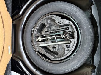 Škoda octavia COMBI 2.0TDi DSG Xenon - 13