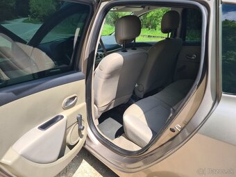 Renault CLIO 1.2 Tce GRANDTOUR 136000km - 13