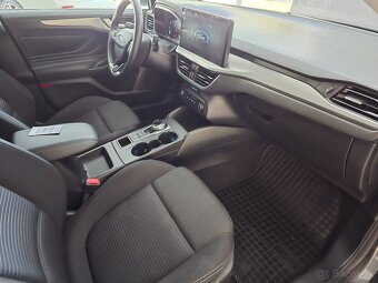 Ford Focus Kombi 1.5 EcoBoost Titanium A/T - 13