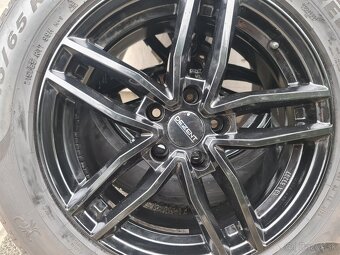 ZIMNA SADA 5X112 R17 DEZENT + PNEU 215/65 R17 - 13