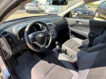 Hyundai i30, 1.6CRDi 66kw - 13