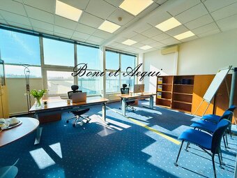 Na prenájom posledné kancelárie, kde je radosť pracovať - 13