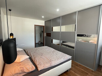 PRE NÁROČNÝCH luxusný 2i byt s 3 lodžiami na Krčulovej - 13