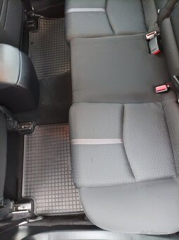 Mazda 3 Sedan 2.0 Skyactiv, čierna metalíza - 13