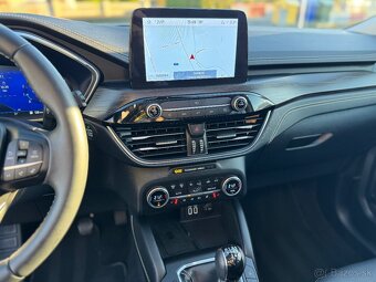Ford Kuga 1.5 VIGNALE 110KW 8/2021 Panorama 360 - 13