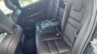 Volvo V60 D3 Momentum - 13