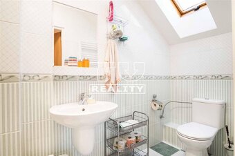 Veľký 7-izbový rodinný dvojgeneračný dom s garážou,... - 13