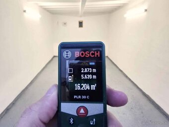 Veľmi pekná garáž s el. / TOP stav /Jakobyho / CENTRUM - 13