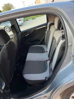 Fiat Punto 1.3 JTD 70kW r.v 2013, 189048km Bez korozie - 13