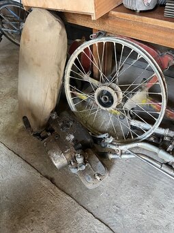 Predám pioniera a veľa nd motor kostru - 13