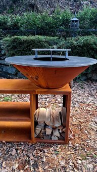 Ohniskovy gril corten pult - 13