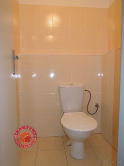 45 m2 OBCHODNÝ PRIESTOR V SENCI, pešia zóna - 13
