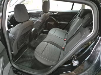 Ford Focus Kombi 1.5 TDCi EcoBlue Active - 13