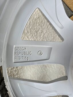 Letná sada Škoda Octavia R17 5x112 Michelin 205/55 R17 - 13
