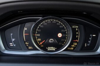 Volvo XC60 D4 2.4L Drive-E Luxury Geartronic AWD - 13