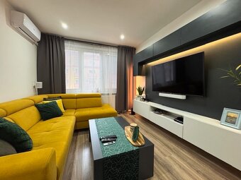 Na predaj 2 izbový tehlový byt v centre s garážou - 13