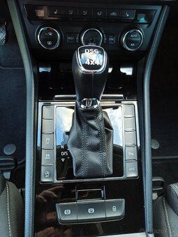 skoda superb 4x4 2.0 TDI DSG - 13
