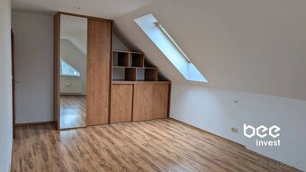 Dobrá ponuka - 6izbový dom s garážou, altánkom a záhradou, v - 13