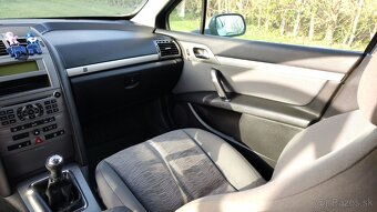407SW 1,6 HDi 80KW r.v. 2005 - 13