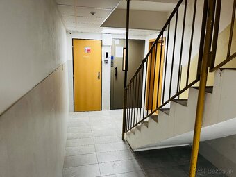 Predám 3 izbový byt, 75 m2, VT Sidl.1.Mája - 13