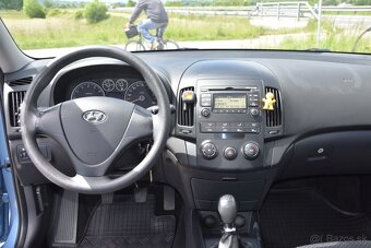 Hyundai i30 1.4 16V - 13