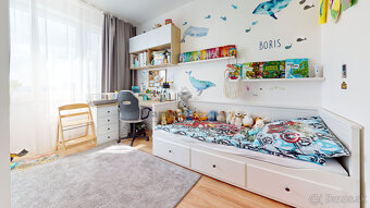 NA PREDAJ VEĽKÝ 4 IZBOVÝ BYT - 96 M2 - DVE LODŽIE, VIEDENSKÁ - 13