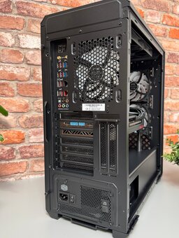 Ryzen 7 5800X3D\32GB\RX 7900XTX\SSD\850W Zdroj - 13