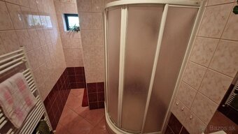 Predaj rodinného domu s garážou a záhradou v obci Radošina p - 13