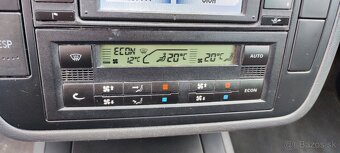 Volkswagen Sharan 1.9 TDI 85kW  130tis km - 13