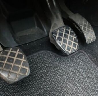 VW GOLF 1.9 SDi 50kw - 13