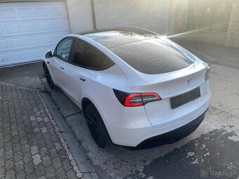 Tesla Model Y Dual Motor Long Range 4x4 len 39 286 km - 13